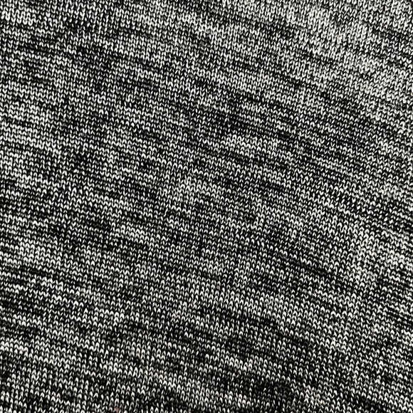 DKNY JEANS long sleeved top. Size XL - Picture 6 of 6